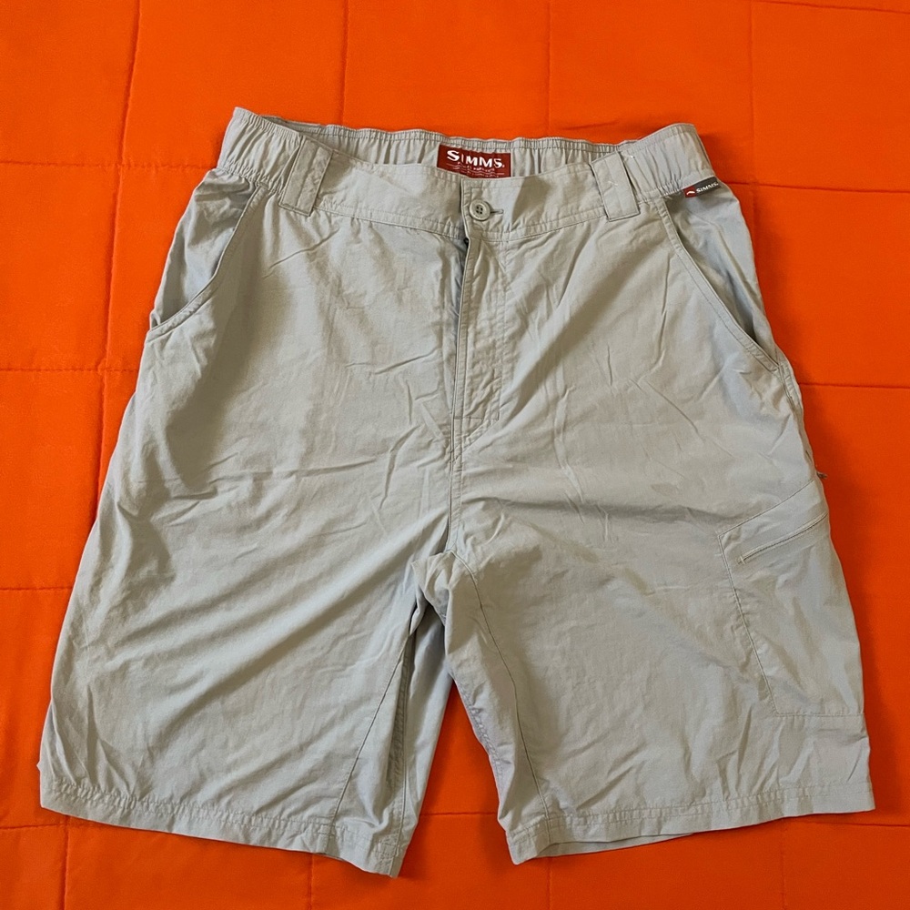 Simms Fishing Shorts Mens Medium Gray Nylon Performance Outdoor Zip